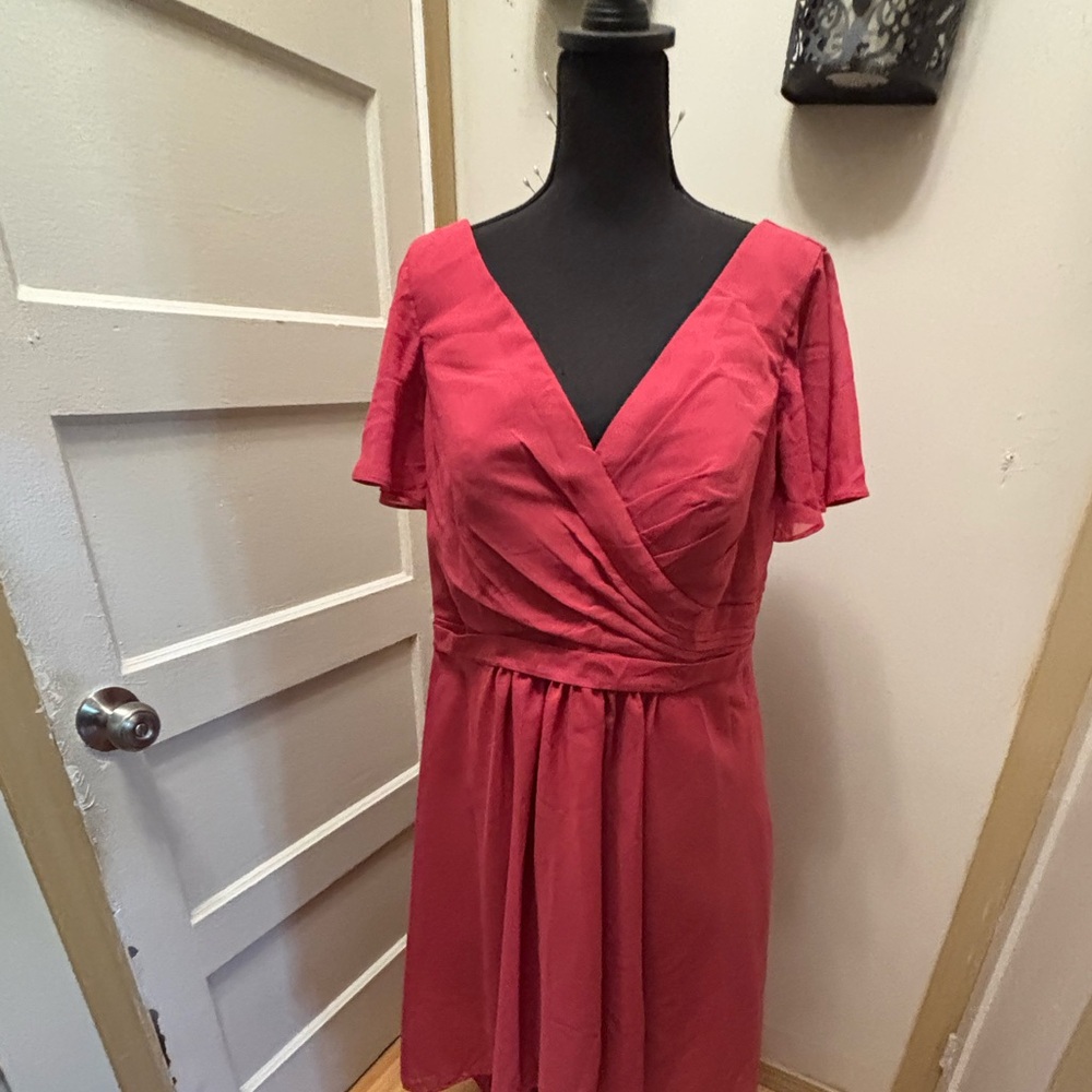 Women's V‑Neck Flutter Sleeve Dress in Rose raspberry color new
